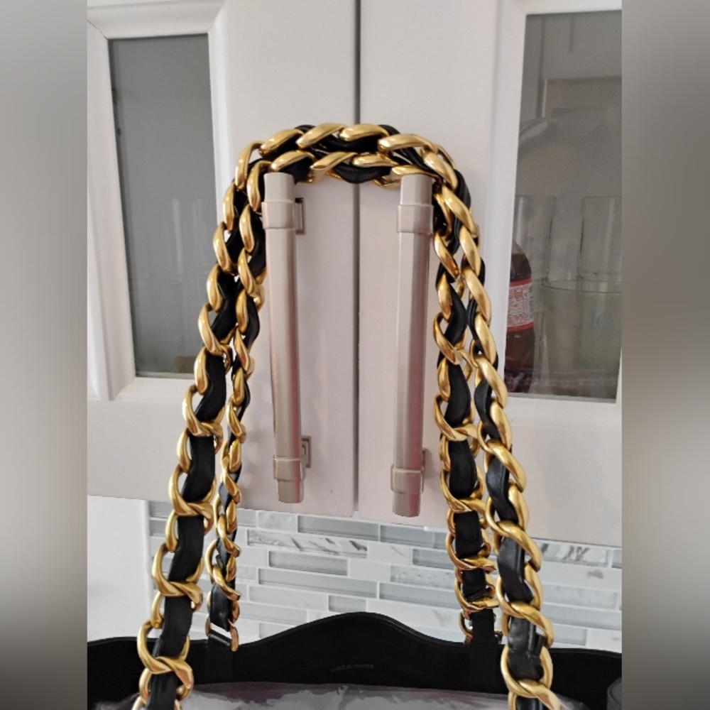 🛑SOLD🛑 CHANEL Large CC Vintage Chain Tote w/GHW - Picture 5 of 14